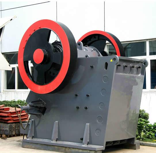 Low Noise Hydraulic Jaw Crusher , Stone Crusher Machine Adjustable Discharge
