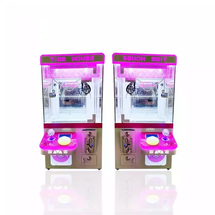 1 Player Indoor Gift Crane Claw Machine with Mini Catch Doll Toy and 110V/220V Voltage