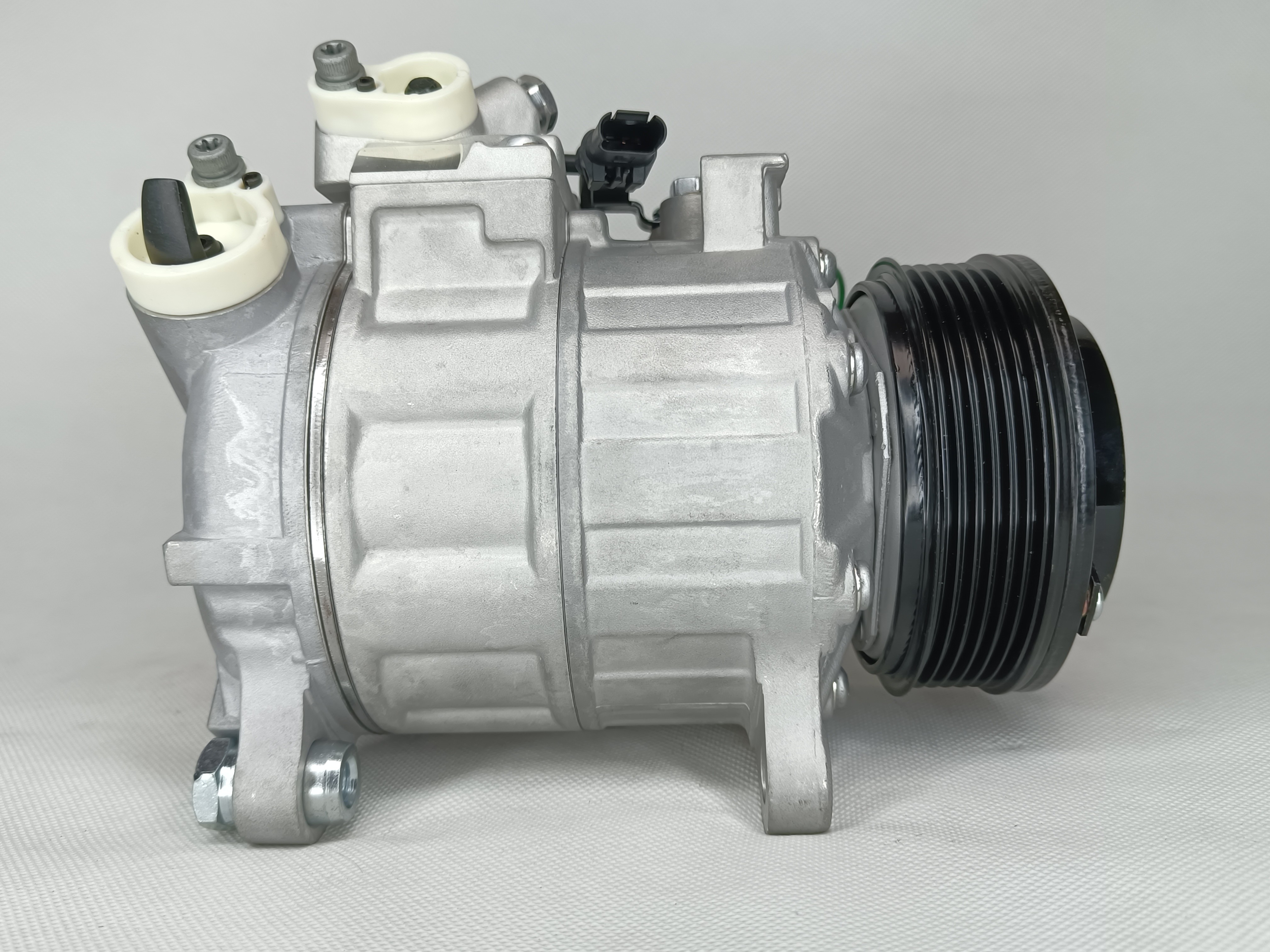 Auto Ac Conditioning Compressor For BMWX3 525Li 64529249223 64526824483