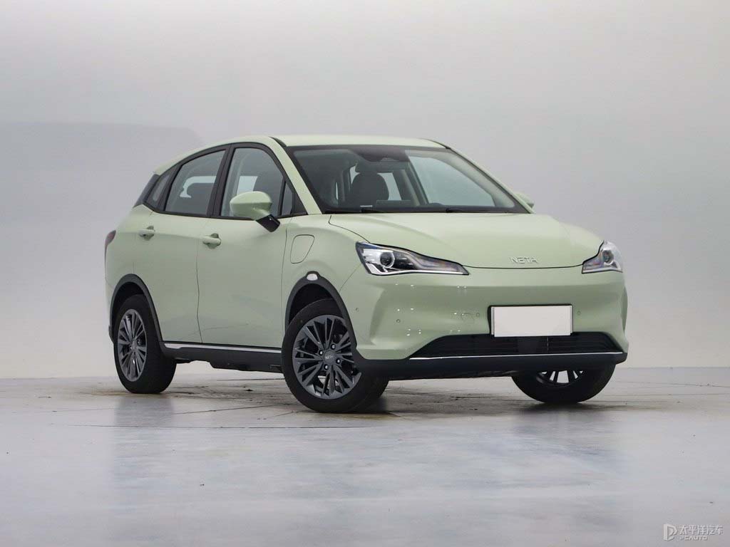 China designed Nezha V 400 Pro new energy vehicle, spot sales