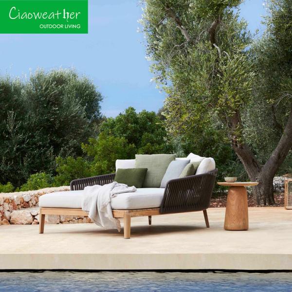 Waterproof Rattan Daybed Outdoor Furniture Garden Sets Modern Design Style