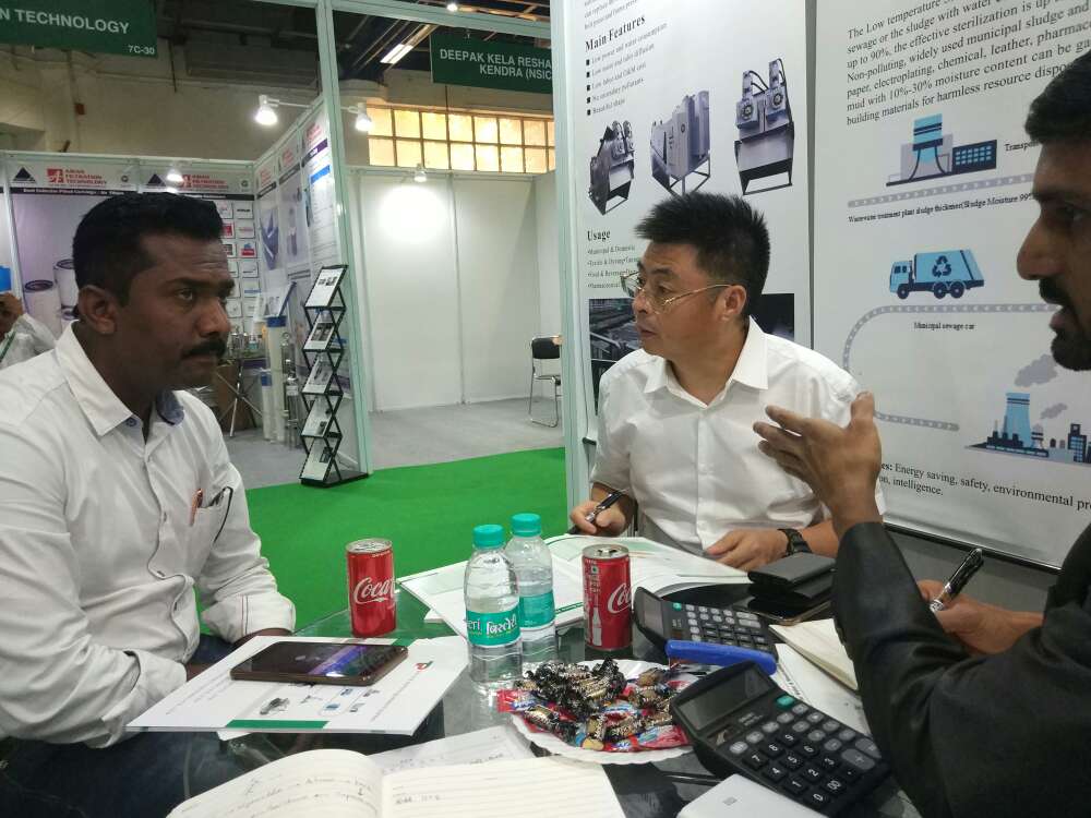 Water Treatment For TPPS Tilapia Aquaculture System Foam Filtration Device