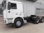 Hand 6X4 Sinotruck HOWO Manual Trucks Head Used Tractor Truck with Radial Tire