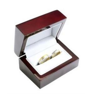 Quality Square Shaped Lacquered Wood Jewelry Box Hot Stamping Logos For Wedding Ring wholesale