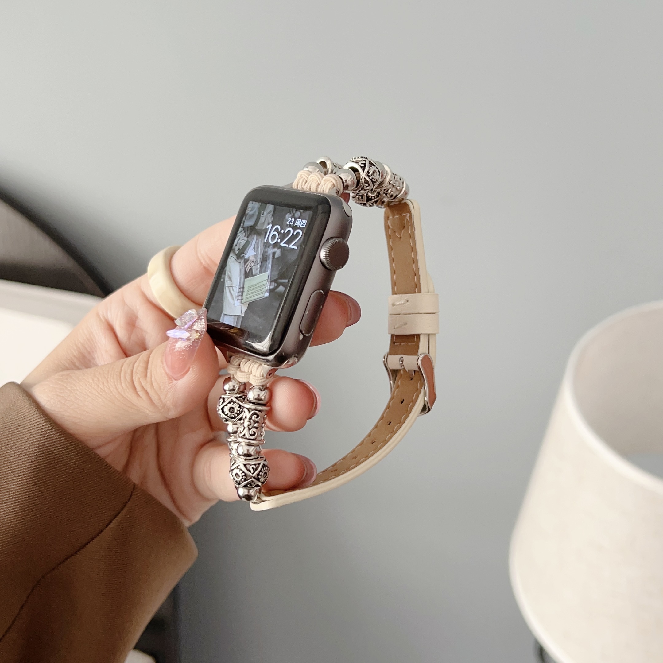 Apple Watch Leather Sport Belt The Must-Have Item for Workout Enthusiasts