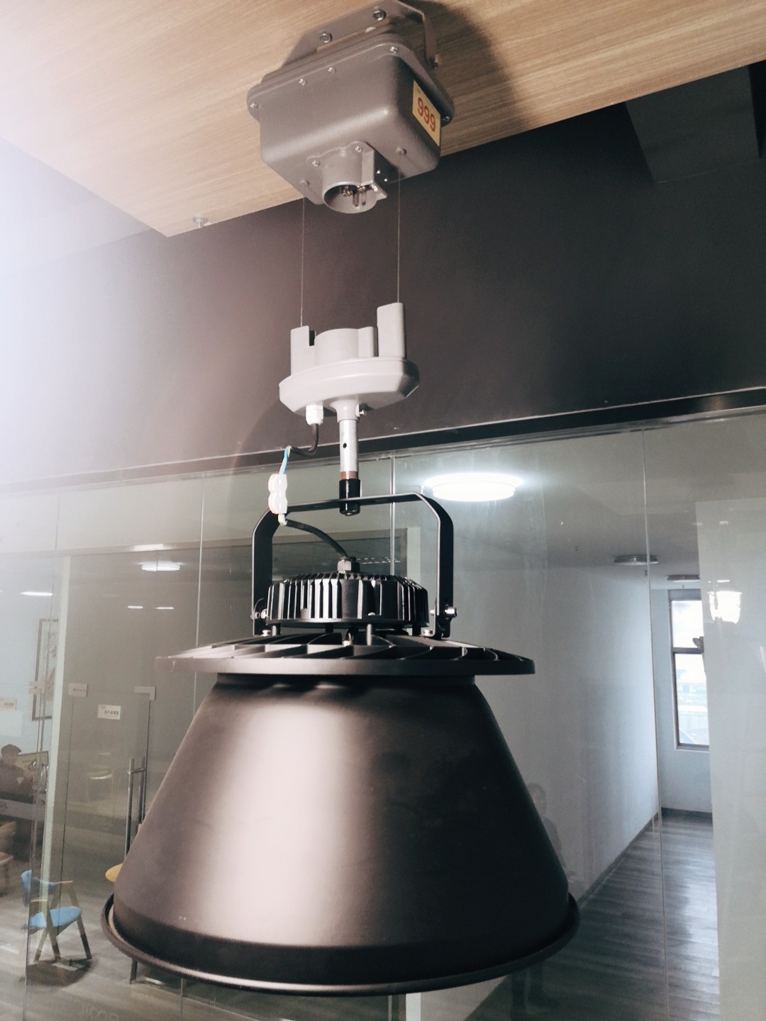 8Kg Remote Lighting Lifter High Bay Light Fixture Lowering System