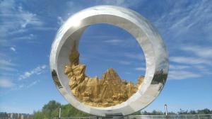 Quality Exhibition mirror polish stainless steel sculptures ,customized metal statue,Stainless steel sculpture supplier wholesale