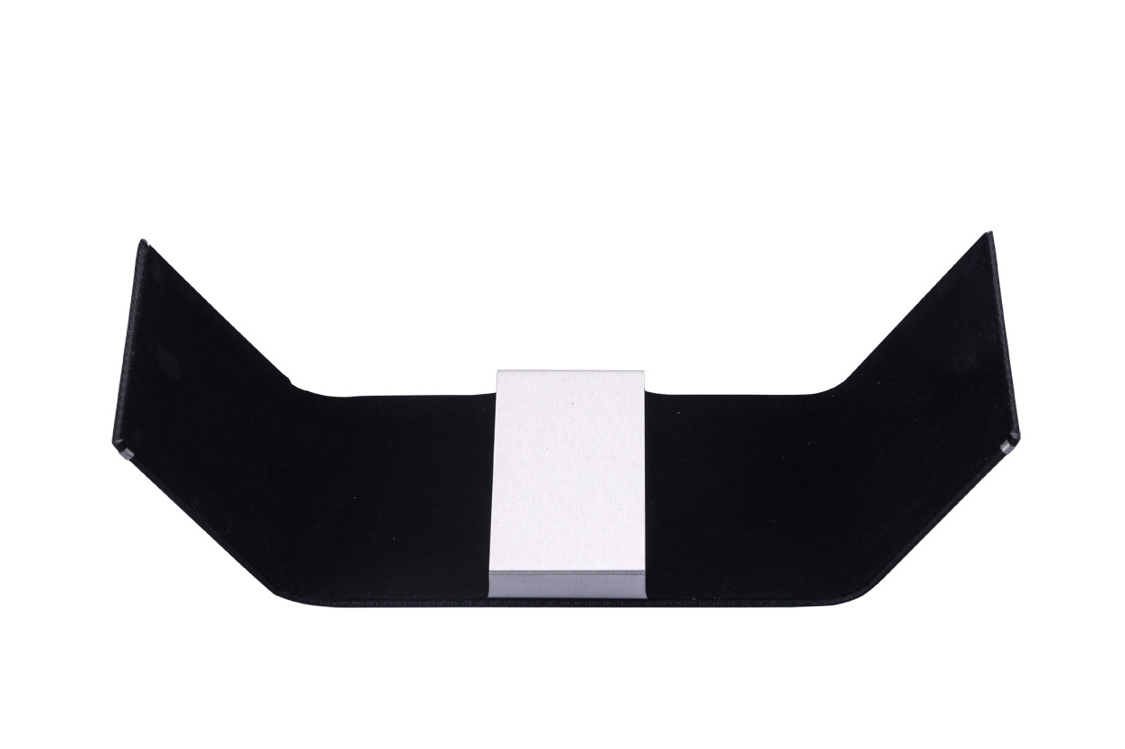Slim Metal Name Card Holder Holds Up To 50 Business Cards Rectangle Shape for Business Meetings