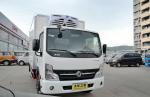 3 Ton Small Cooling Van Refrigerated Freezer Truck , Manual Refrigerated Box Van