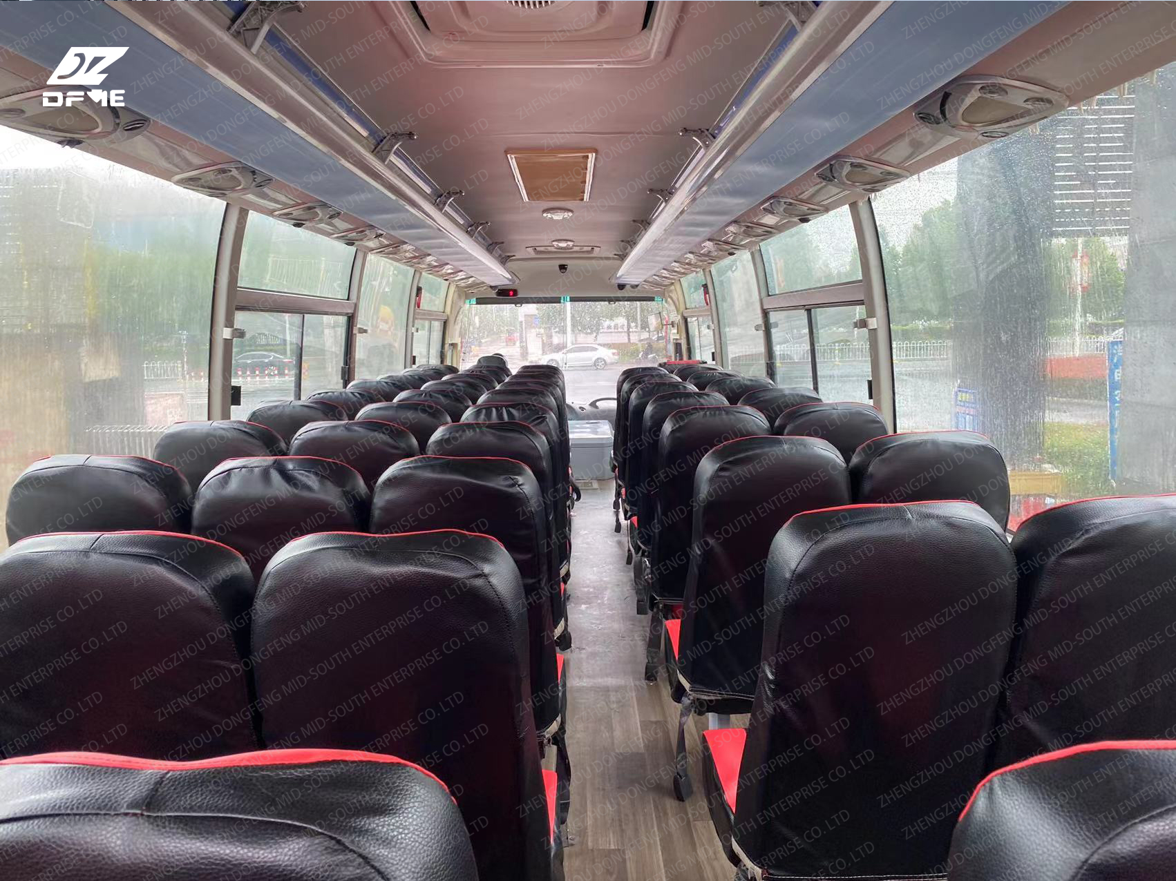 Luxury Coach Bus 53 Seater Front Engine Used Buses with LHD Drive Type and Performance