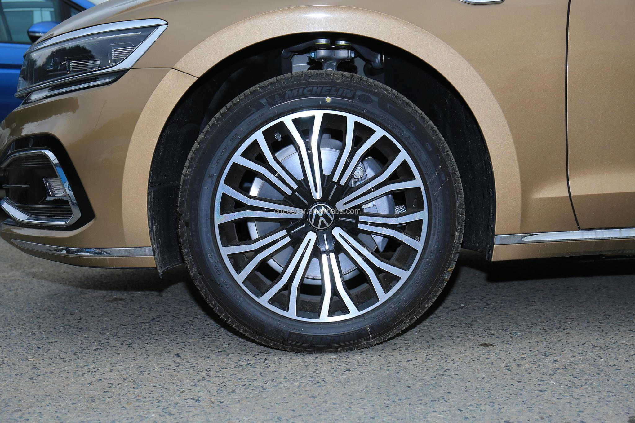 VW PHIDEON 380TSI Luxury Sedan 2.0L 224Ps Turbo FWD Auto 0km Used Luxury Phideon with TPMS Yes and Rear Camera Camera