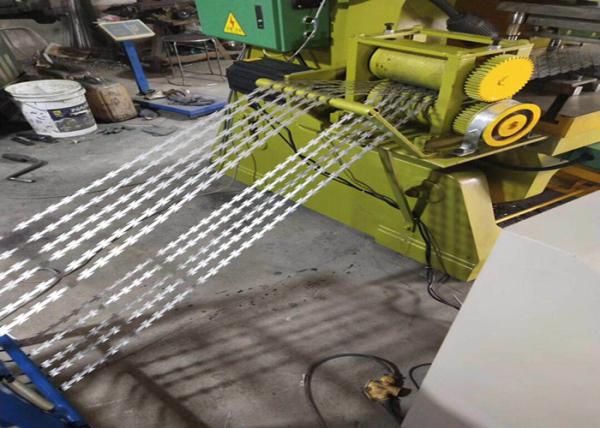 Cheap CBT-65 1.6mm Galvanized Barbed Wire Manufacturing Machine for sale