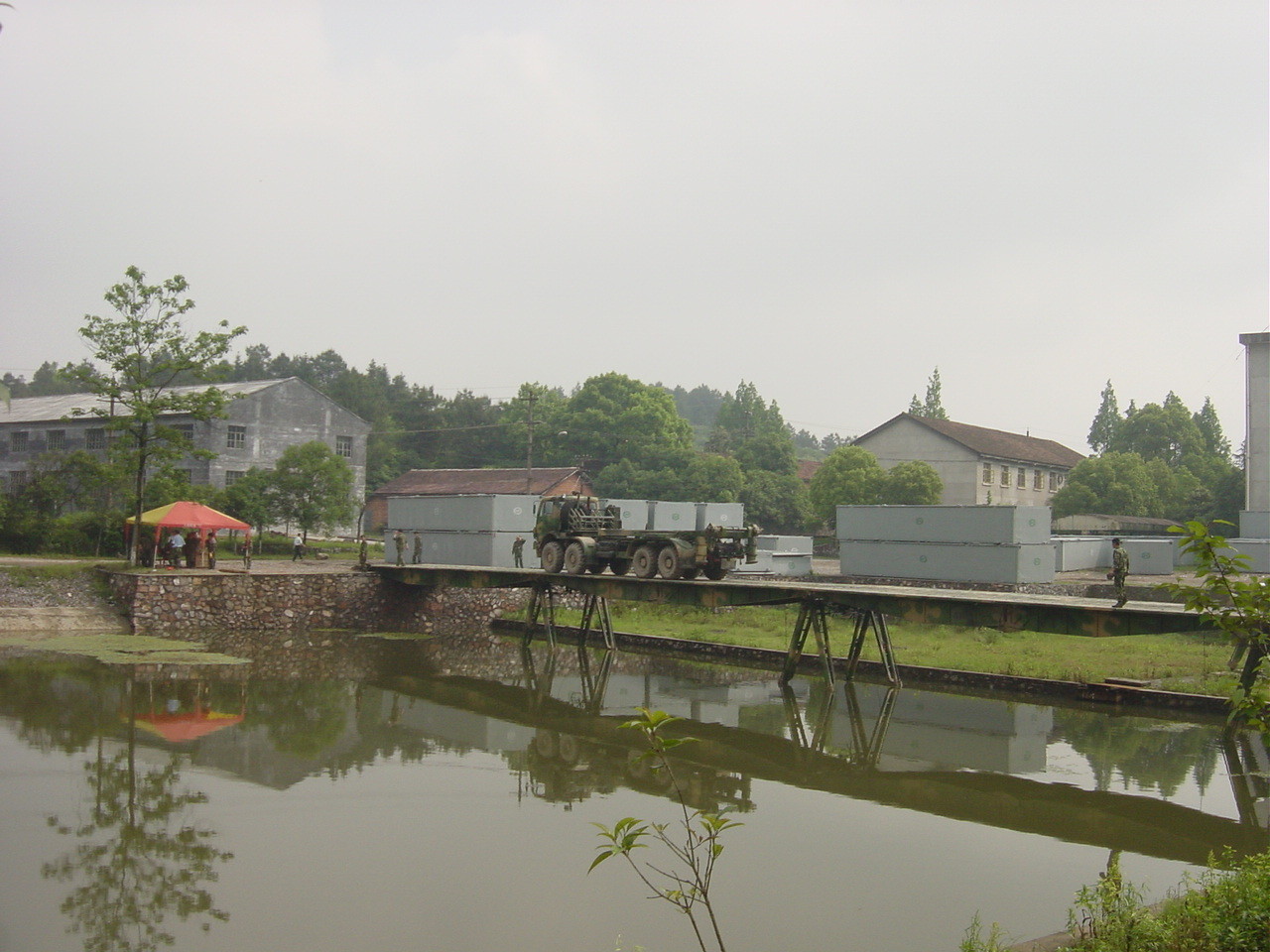 Military Vehicles Overcome Medium And Small R Mechanized Bridge Modular Fast Bridge