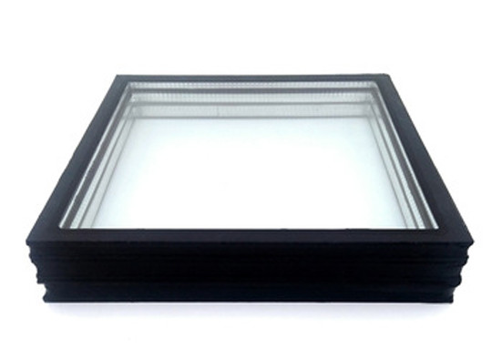 Green Low E Insulated Glass Sun Shading Type Customized IGU Glass Replacement