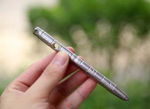 Quality new high grade camouflage painted a military weapon ball pen for self defense wholesale