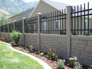 Quality 2100mm*2400mm Tubular Picket Fence Heat Treated wholesale