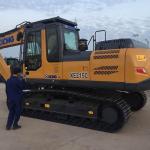 0.8-1m3 Heavy Earth Digging Equipment , XE215C Construction Sales Excavators