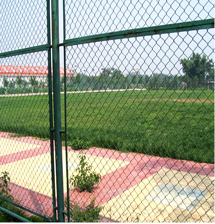 Outdoor playground fence /wire mesh chain link fence tennis court fence