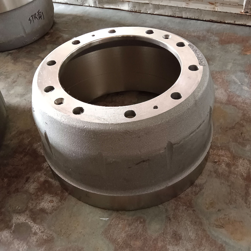 Sinotruk HOWO Truck Spare Part Front Brake Drum Az9112440001