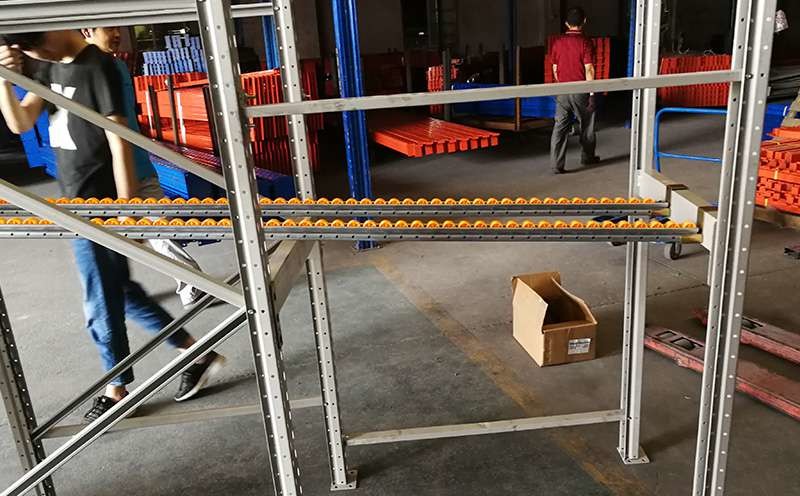 Height 1800mm Roller Racking Shelving ODM Gravity Flow Racking System