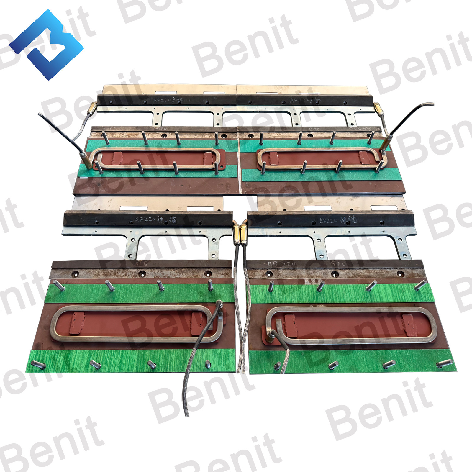 AB220-3TV Screed Plate Kit 2436327 Basic Screed Iron Plate for Asphalt Paver Spare Parts
