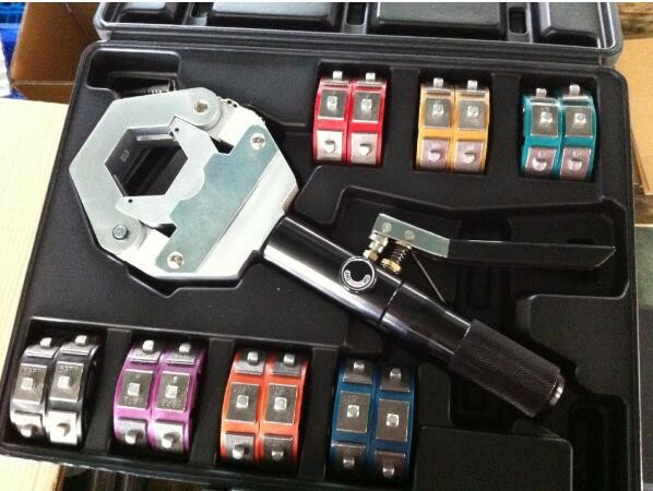 Crimping Tool for Air conditioning Hose, Hydraulic hose crimping tool.