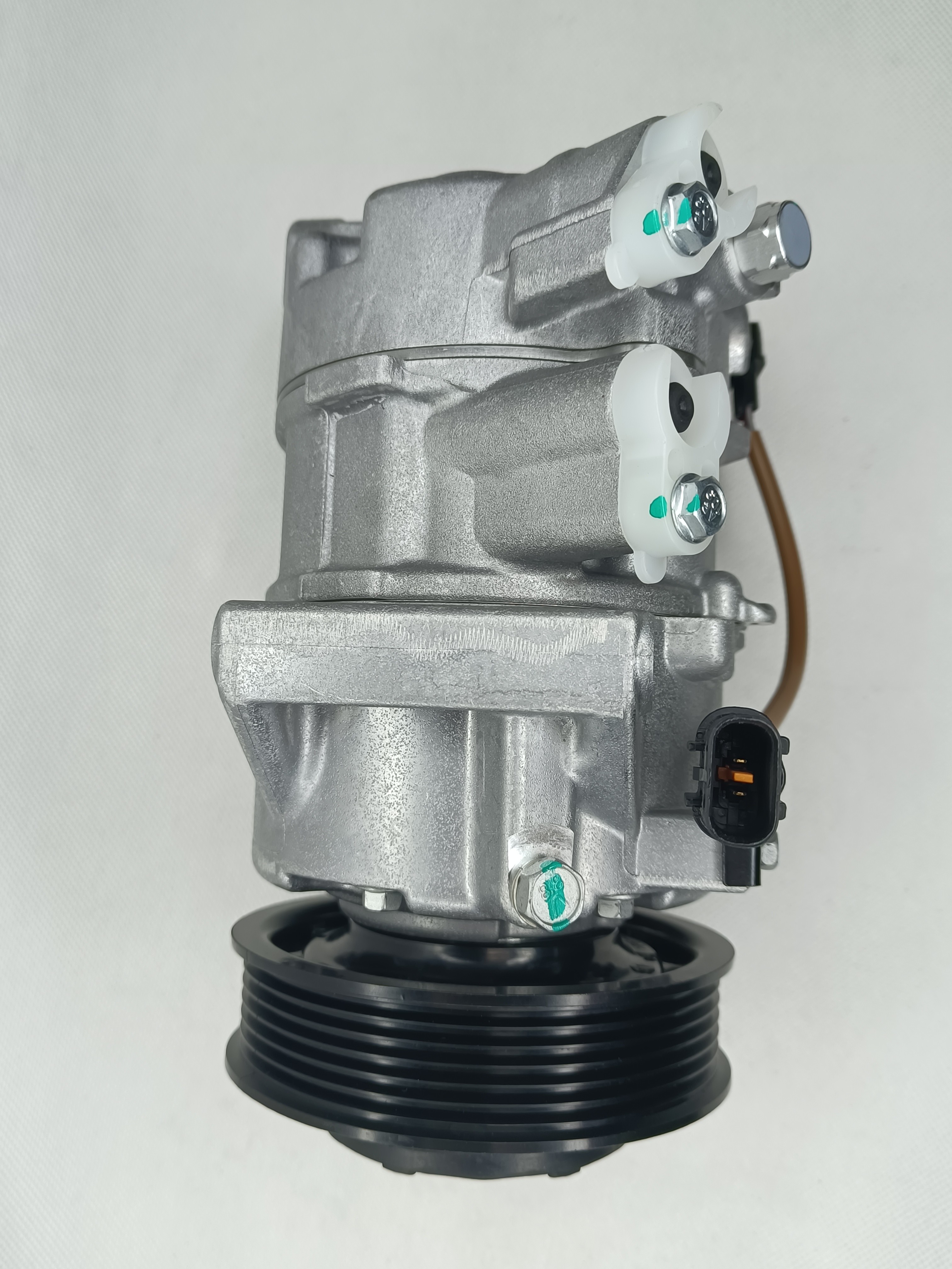 Auto AC Conditioning Compressor For Kia K5