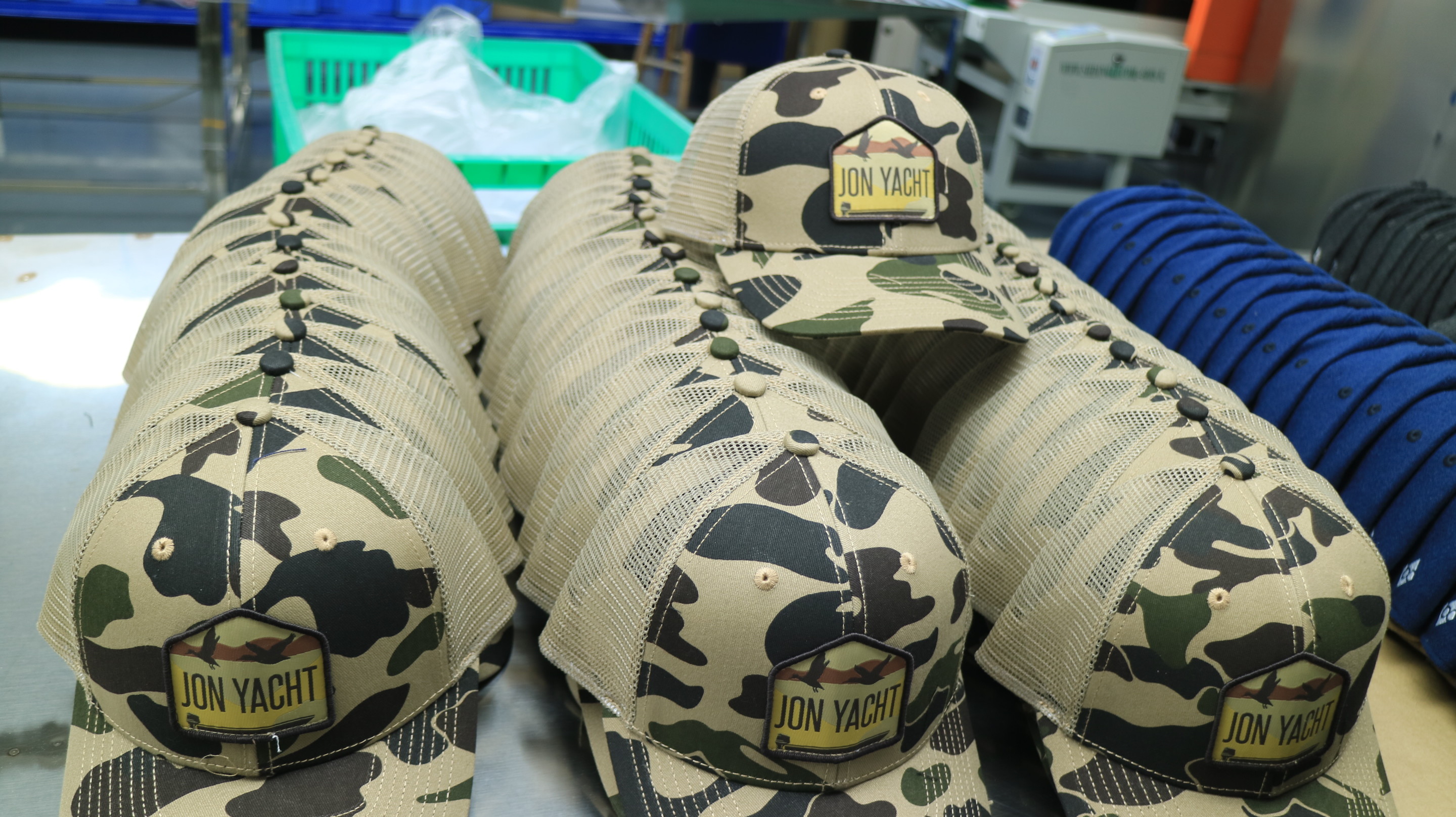 Custom 6 Panel Richardson 112 Plain Blank Black Trucker Cap