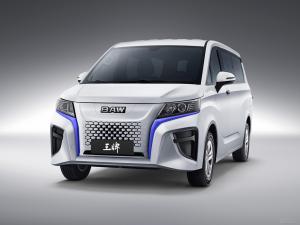 Quality BAW M7 Electric MPV PHEV Vehicles With Ferro Phosphate Battery wholesale