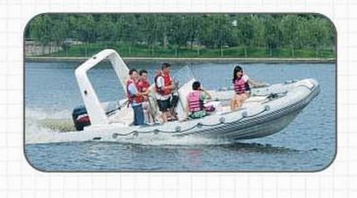 Rigid Hull Inflatable Rib Boat 22 Ft Toughness / Reliability With Fiberglass Step