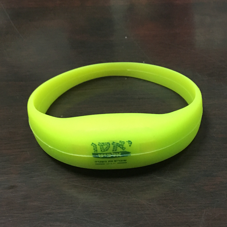 Programmable Blue Led RFID Silicone Bracelets Glow Motion For Membership Management