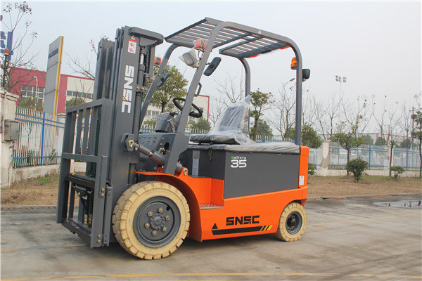 Montacargas 3.5 Toneladas Electo Fork Lift Truck