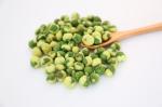 Half Coated Roasted Green Peas Nutritional Value Sriracha Flavor In Red Color