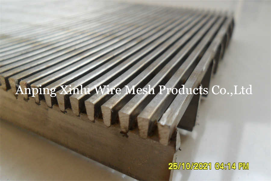 Acid Washing Wedge Wire Screen Panel with 2.5x4mm Profile and 27mm Support Rod Pitch