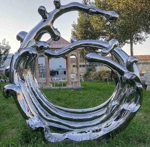 Quality Mirror Surface Modern Outdoor Metal Sculpture Stainless Steel For Public Decoration wholesale