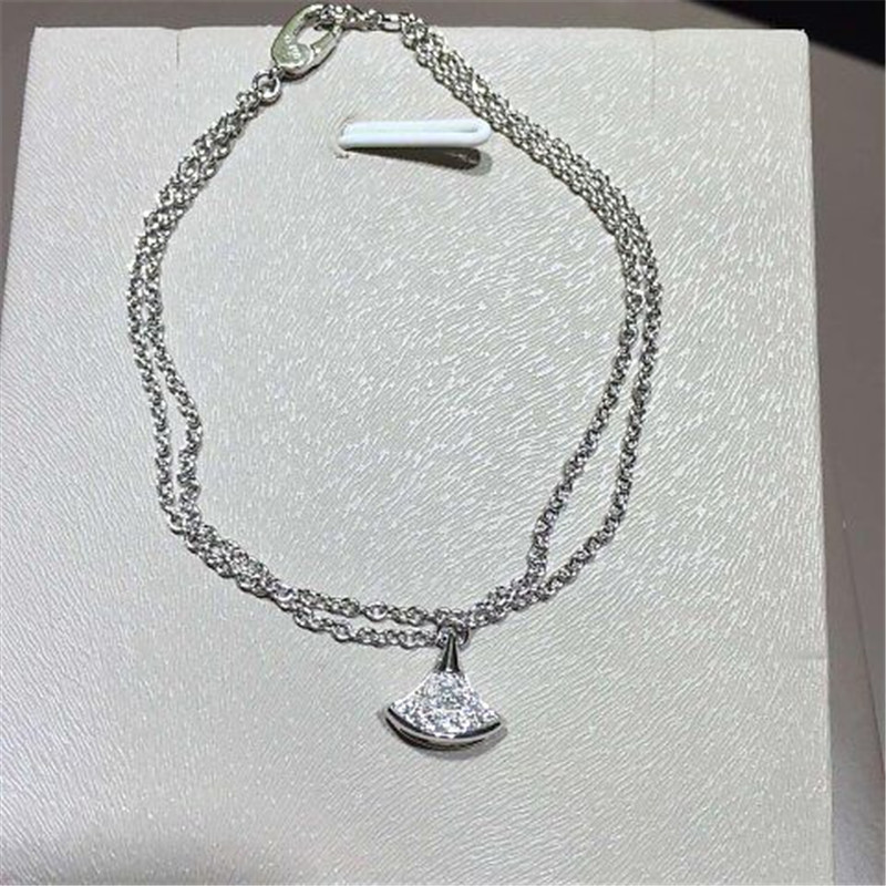 Real low price and high quality jewels B DIVA'S DREAM series Bracelet 18k gold Diamonds Diamond material SI H Bracelet