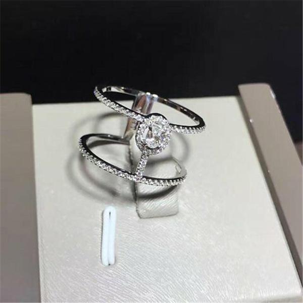 Luxury jewelry Luxury Jewelry Double circle ring material 18k white gold yellow