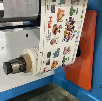 roll to roll pre coating film Laminating machine oil pressure constant temperature heating electromagnetic heating