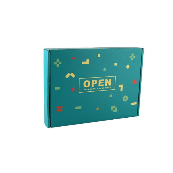 Glossy Art Paper Custom Clothing Packaging Boxes Hot Foil Stamping Lid And