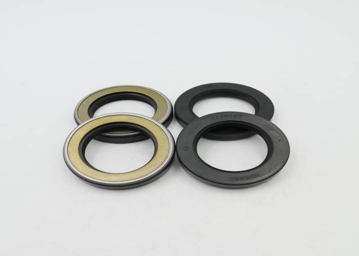Oil Resistant Excavator Spare Parts Brown TCN Oil Seal 65mm