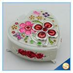 Hand Oil Printed Metal Storage Box for Jewelry with Beautiful Flowers