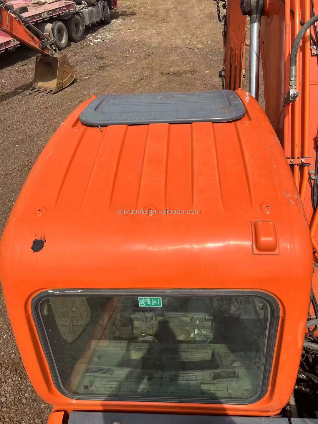 Used Doosan DX130LC-9 Excavator with 66kw Power from Original Korea in Shanghai Yard