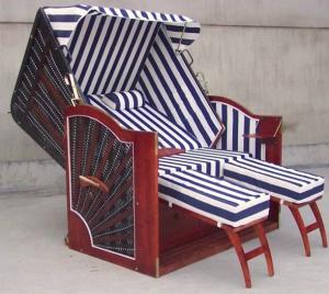 Quality Hotel Pool Red Roofed Wicker Beach Chair &amp; Strandkorb With White Blue Cushion wholesale