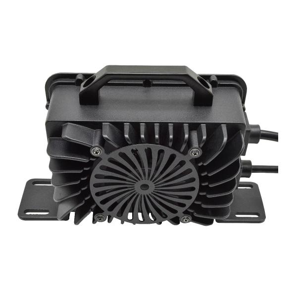 Fan-Controlled Electric Powered Car 60V 8A Electric Scooter Charger With Cooling
