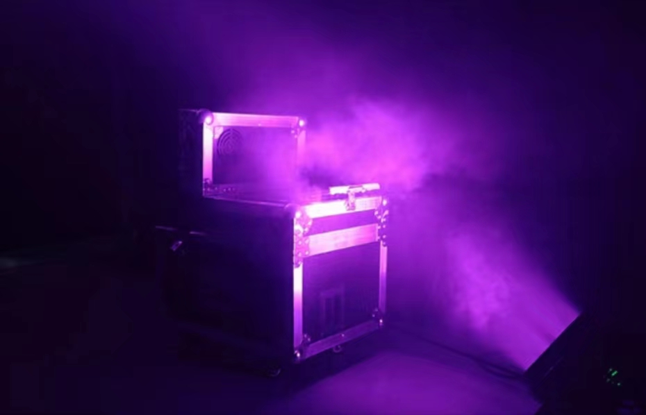 Control Fog LED Smoke Machine for Wedding Disco Stage Customized 110V-220V LED RGB Mini