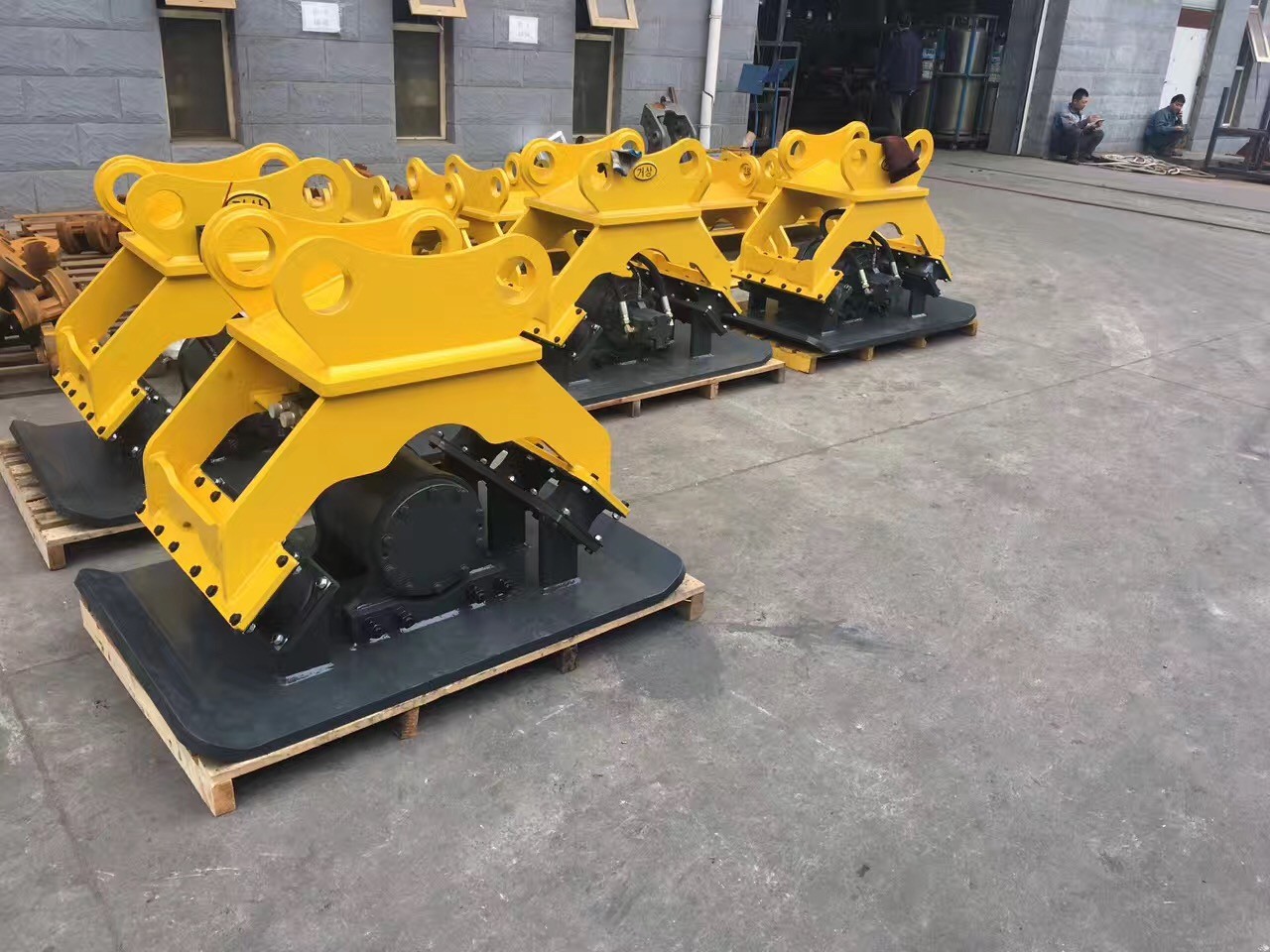 Concrete Hydraulic Plate Compactor 6.5ton Impulse Power CE Approved