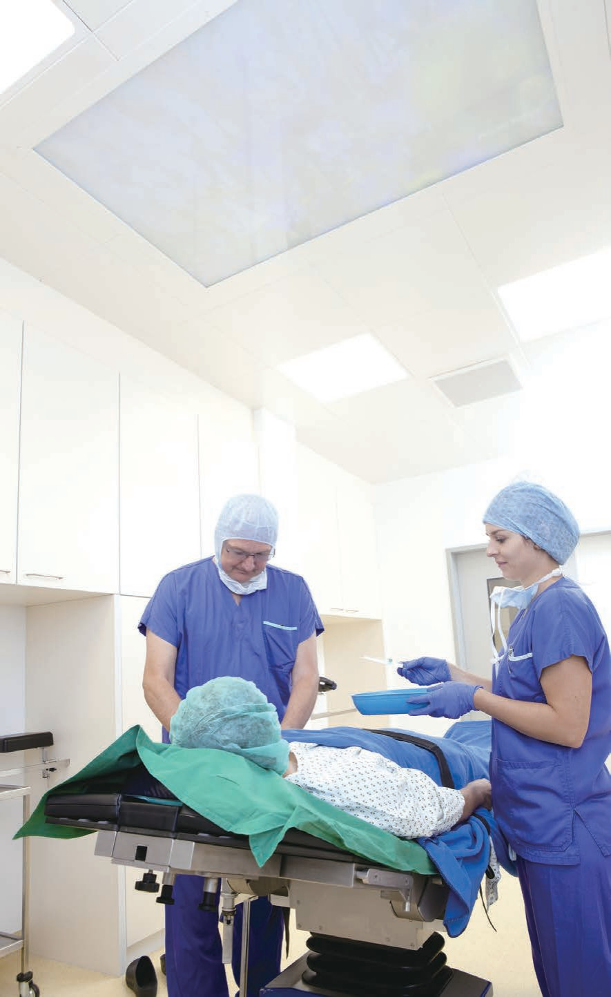 S6100 Operation Room Anesthesia Ventilator Machine 280kPa-600kPa Anesthesia Breathing System