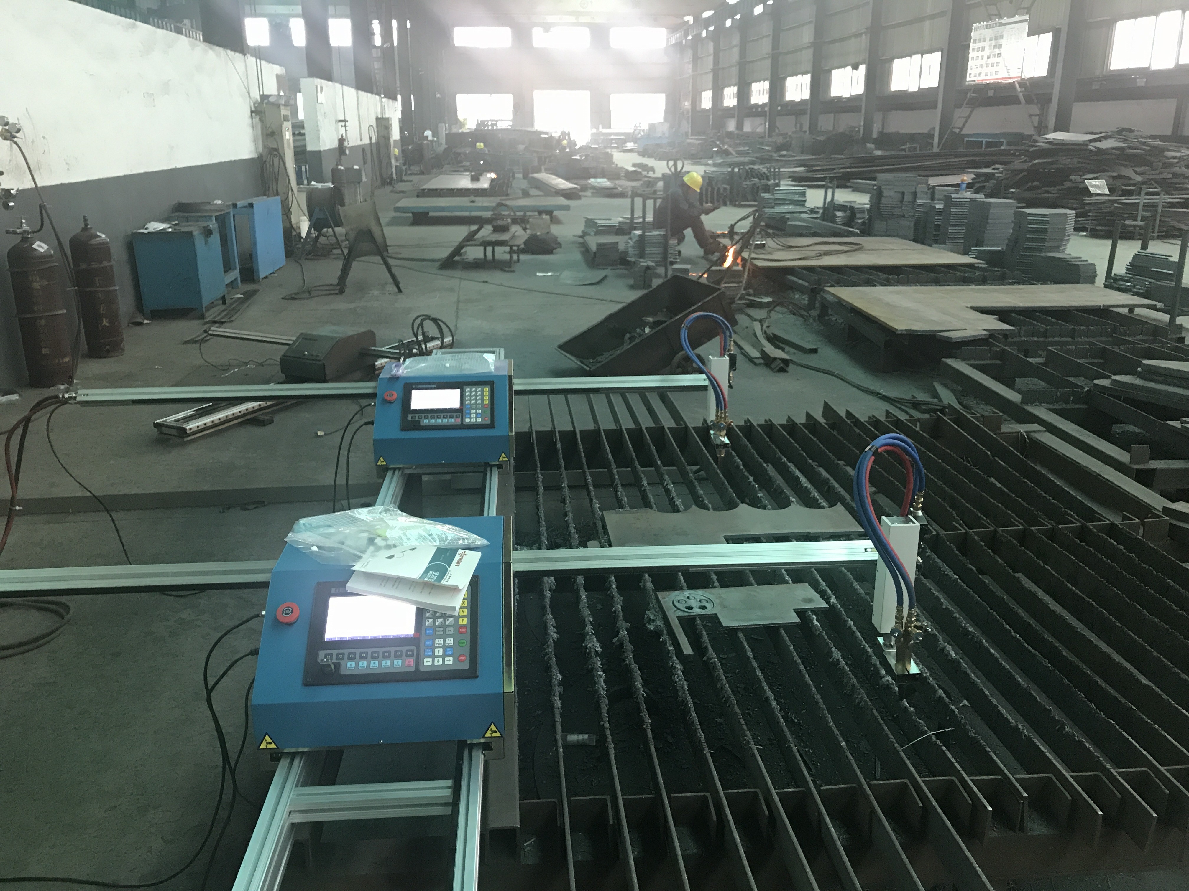 High quality hobby automatic plasma sheet metal letter CNC cutting machine portable metal pipe mini plasma/flame cutter
