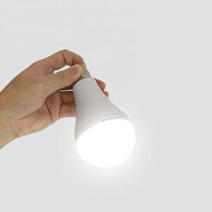 Quality Auto Charging LED Emergency Light Bulb High Lumens 3000k 4000k E27 B22 E26 wholesale