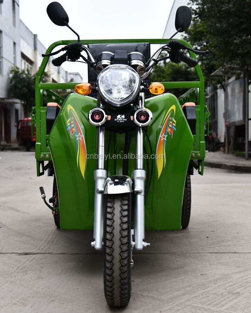 Motorized Cargo Tricycle with CCC 150cc RTR Electric Car 4WD RC Buggy Durable Design